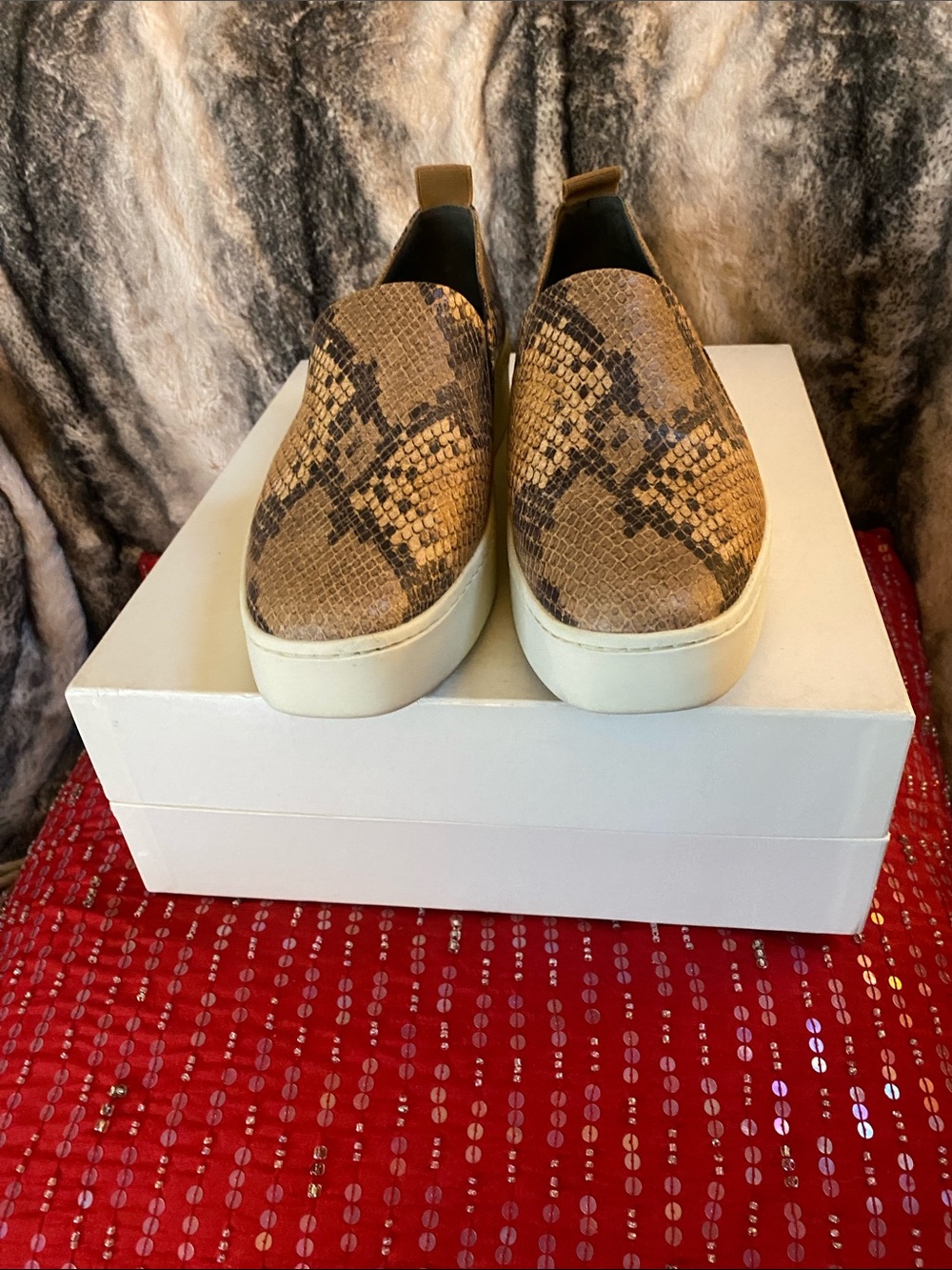 Vince Snake Print Neutral Logo Shoes In Great Condition